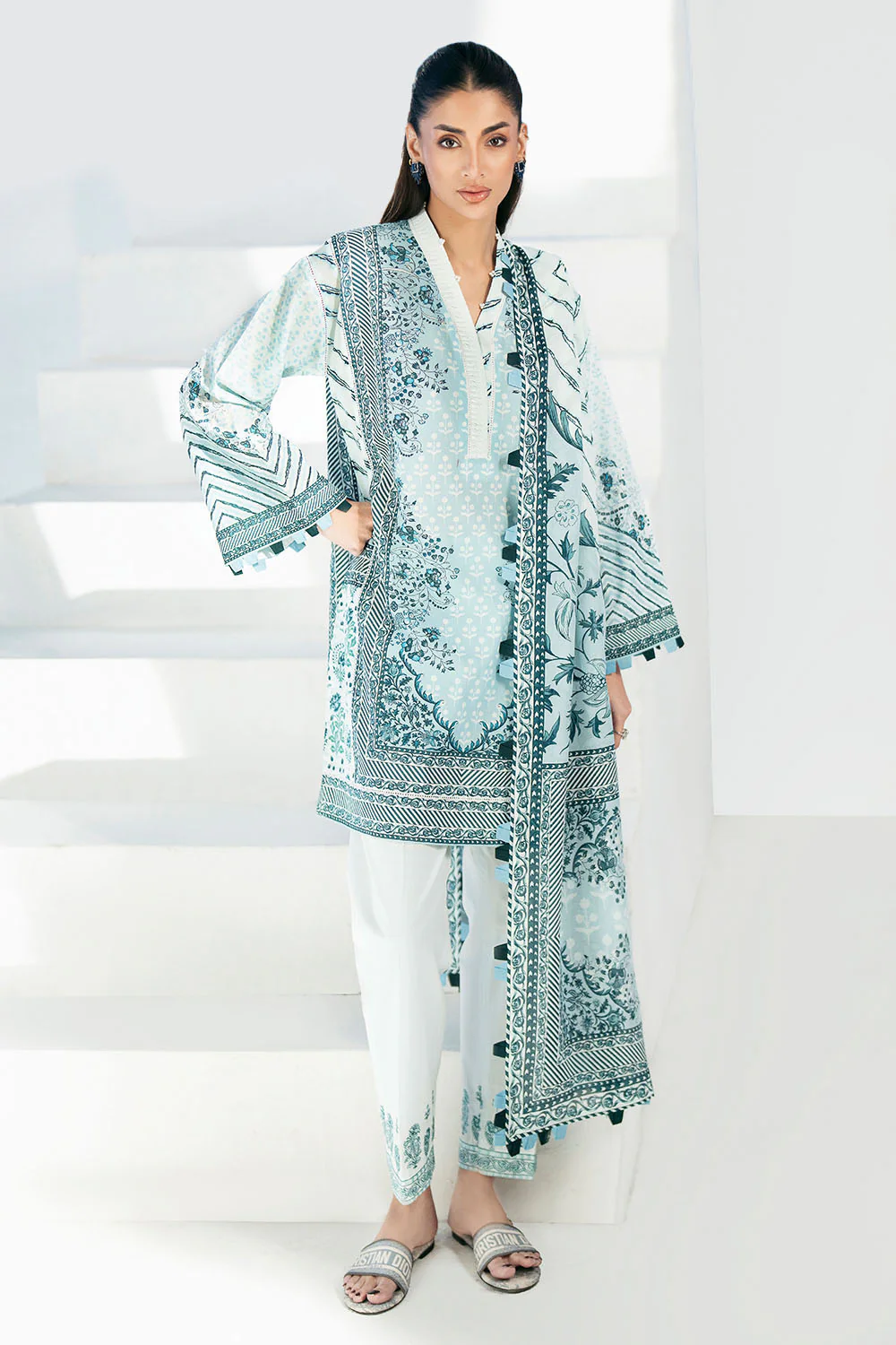 unstich women colths